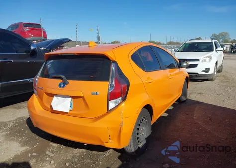 2015 Toyota Prius C Three from USA, damaged, VIN JTDKDTB37F1088179